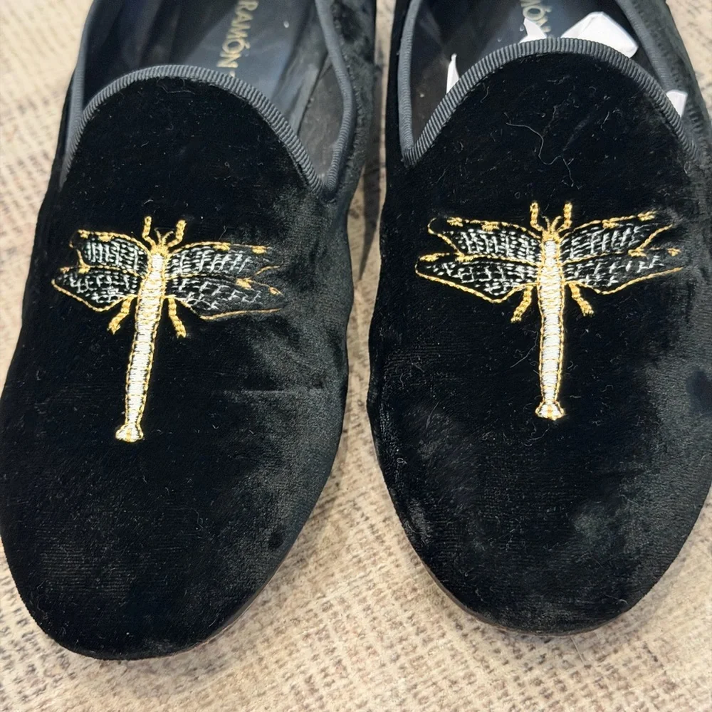Ramon Tenza Black Velvet Loafers with Gold dragonfly Embroidery size 8